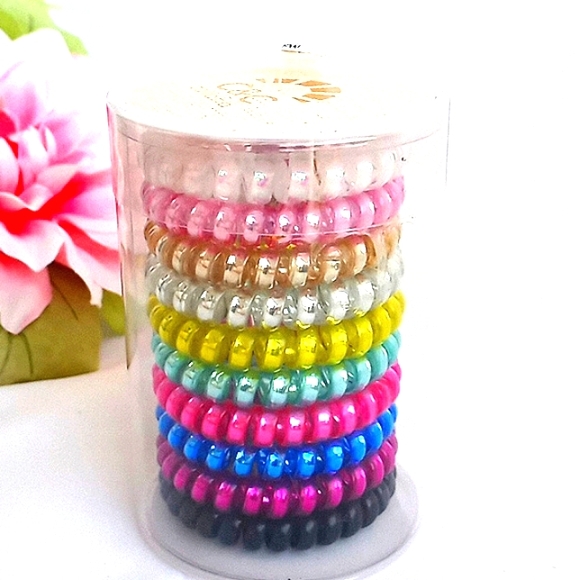 Coil Scrunchies - Picture 1 of 3